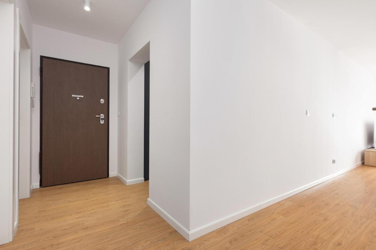 Family Apartment Nearto Old Town Vermelo By Neartopl クラクフ エクステリア 写真